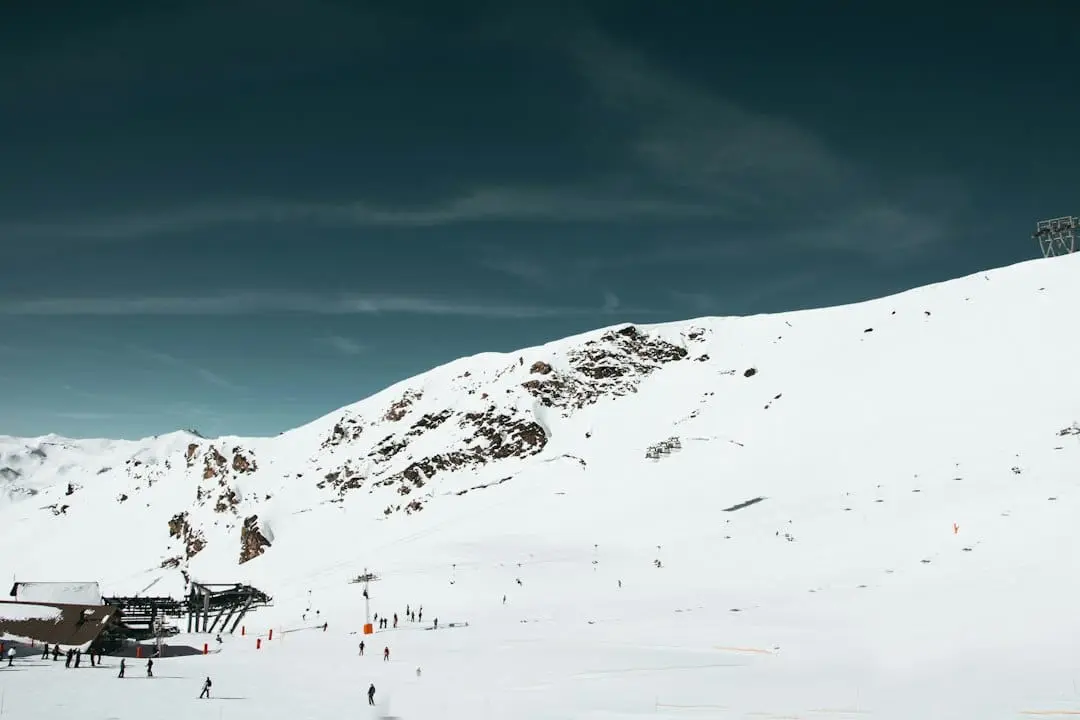 Upptäck Val Thorens pistkarta – din guide till skidåkning! illustration